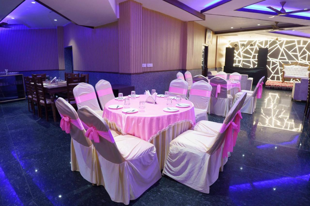 Zirakpur Hotel Vihaan Residency מראה חיצוני תמונה